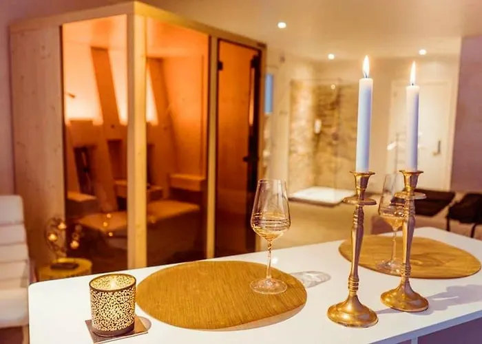 Cozy House With Garden And Jacuzzi In